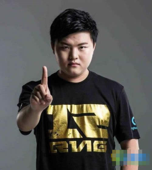 大眾情人uzi 大眾情人uzi