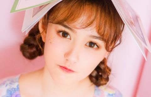 ���Κ��|(zh��)Ů���^��