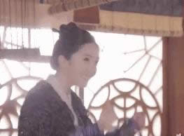 楊冪比心表情包 楊冪比心表情包