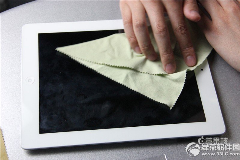 �O��iPhone4s/iPad2�NĤ�̳̈D��ͨ�ð�