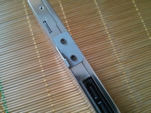 �Pӛ���̑B(t��i)Ӳ�P���b���������(q��)λ���bSSD�̑B(t��i)Ӳ��