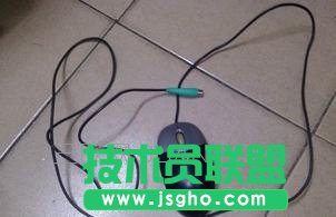 如何連接臺(tái)式電腦主機(jī)與顯示器