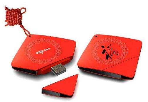 �(q��)�����d