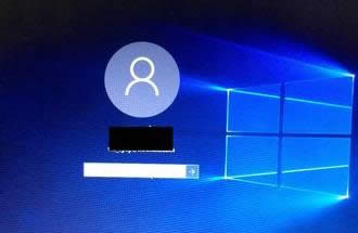 �������b