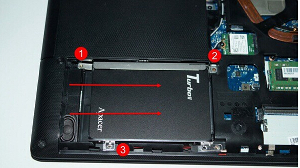 Windows10系統(tǒng)下小小設(shè)置讓SSD速度飛起來